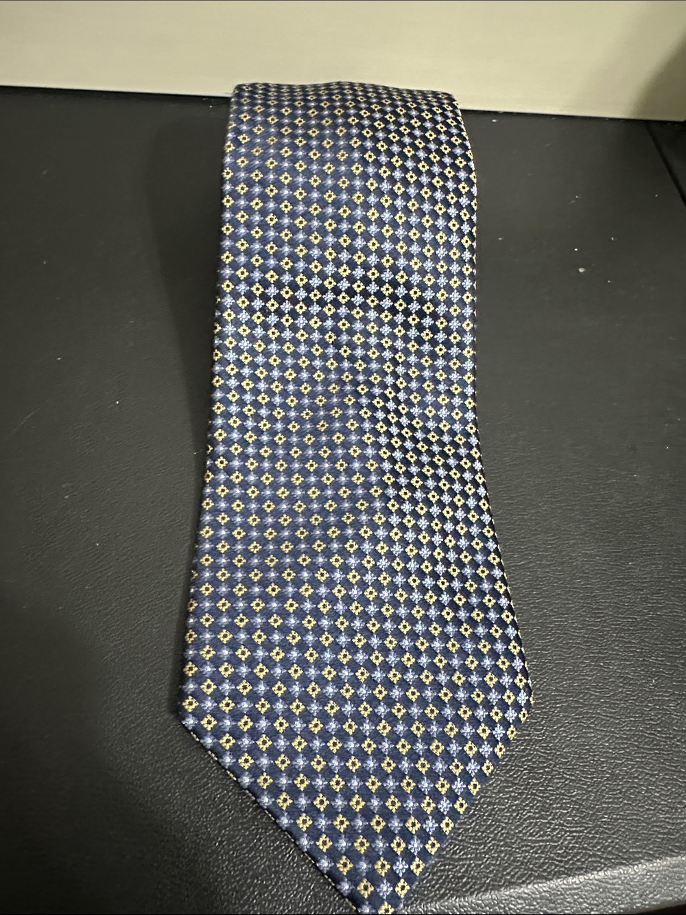 Jones New York Navy and Gold Geometric Silk Tie